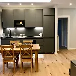 Good Living Rom