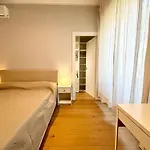 Good Living Апартаменты Рим